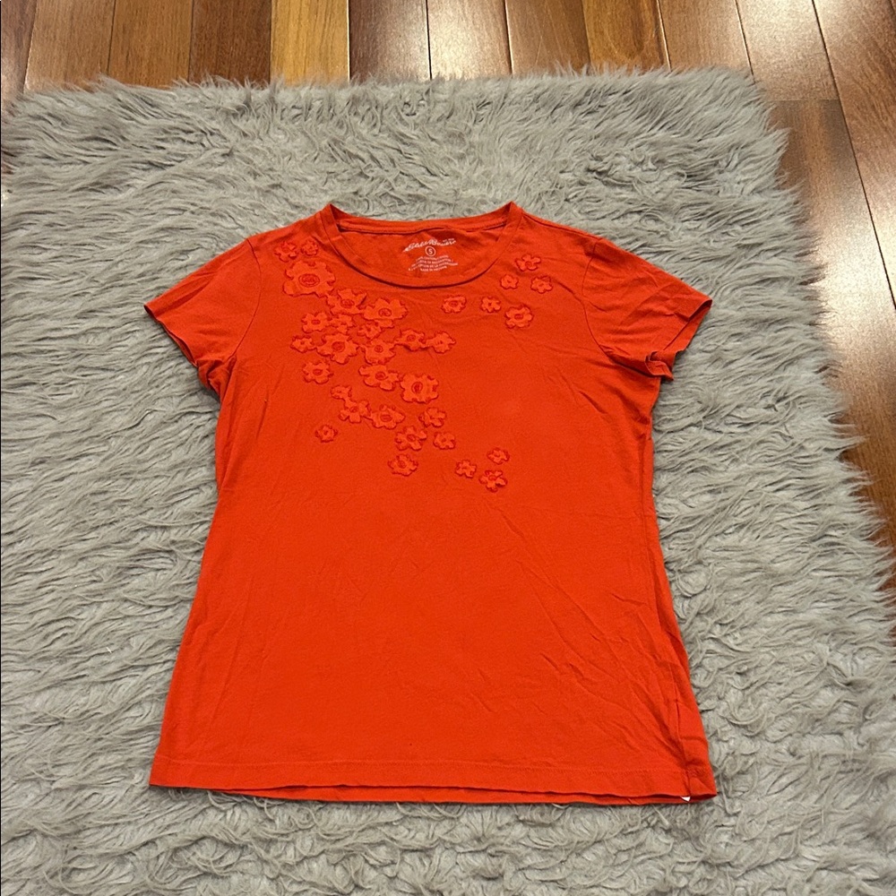 Eddie Bauer Women's Red Floral Cotton Tshirt